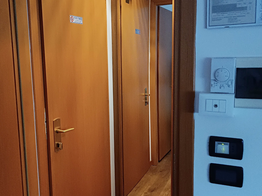 优罗烈斯特酒店主图