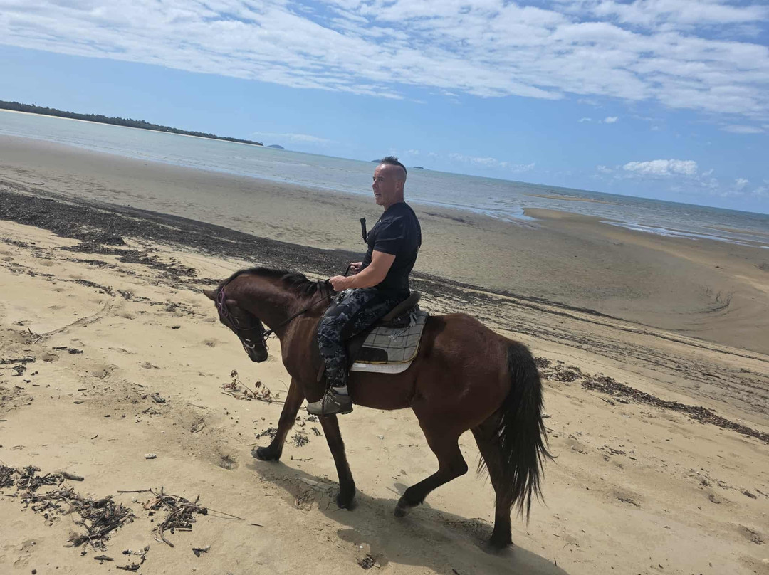 Kurrimine Beach Horse Rides-Kurrimine Beach必去景点