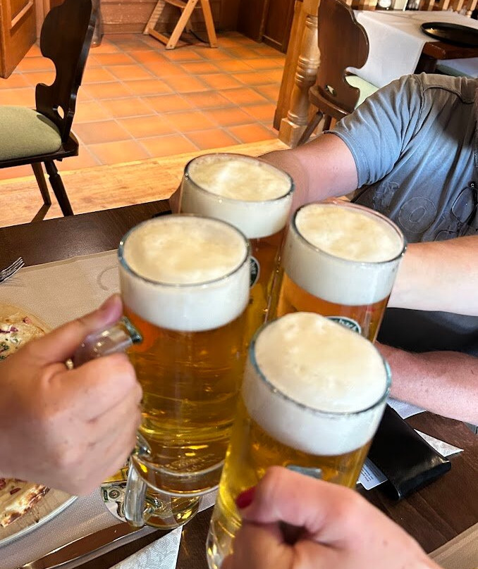 奥芬堡展览广场美居酒店主图