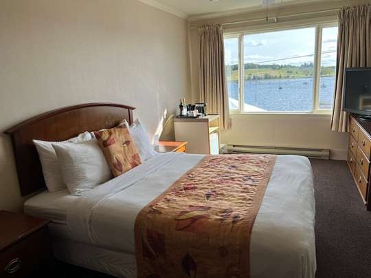 Brigantine Inn主图