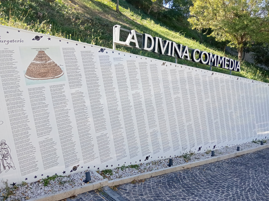 Murale “La Divina Commedia”-Aielli必去景点