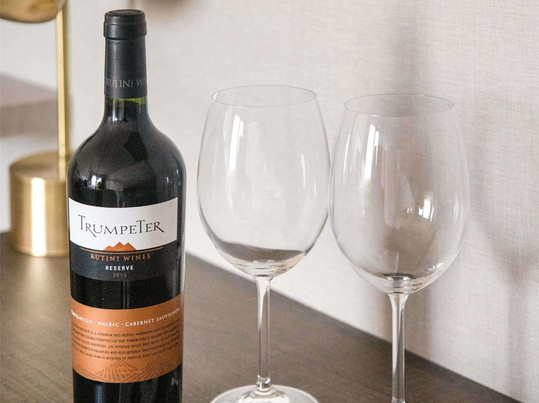 罗萨里奥美居酒店主图