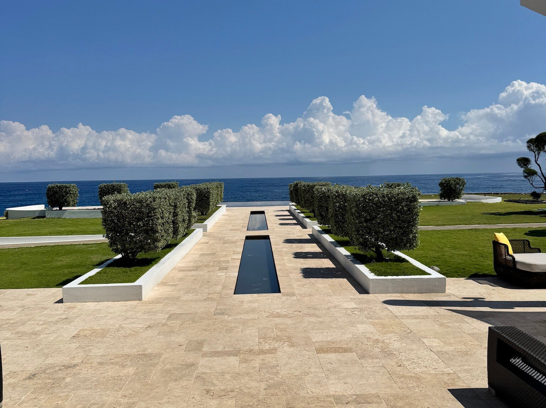 Trident Castle主图