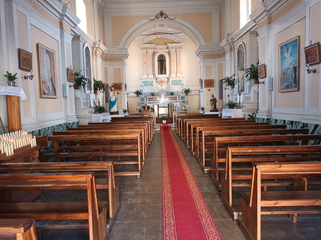 Chiesa di San Leonardo-Borgia必去景点