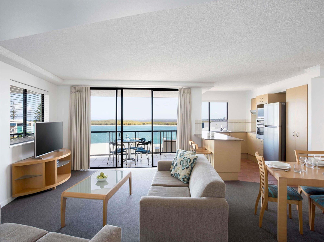 卡拉德拉太平洋休闲酒店主图