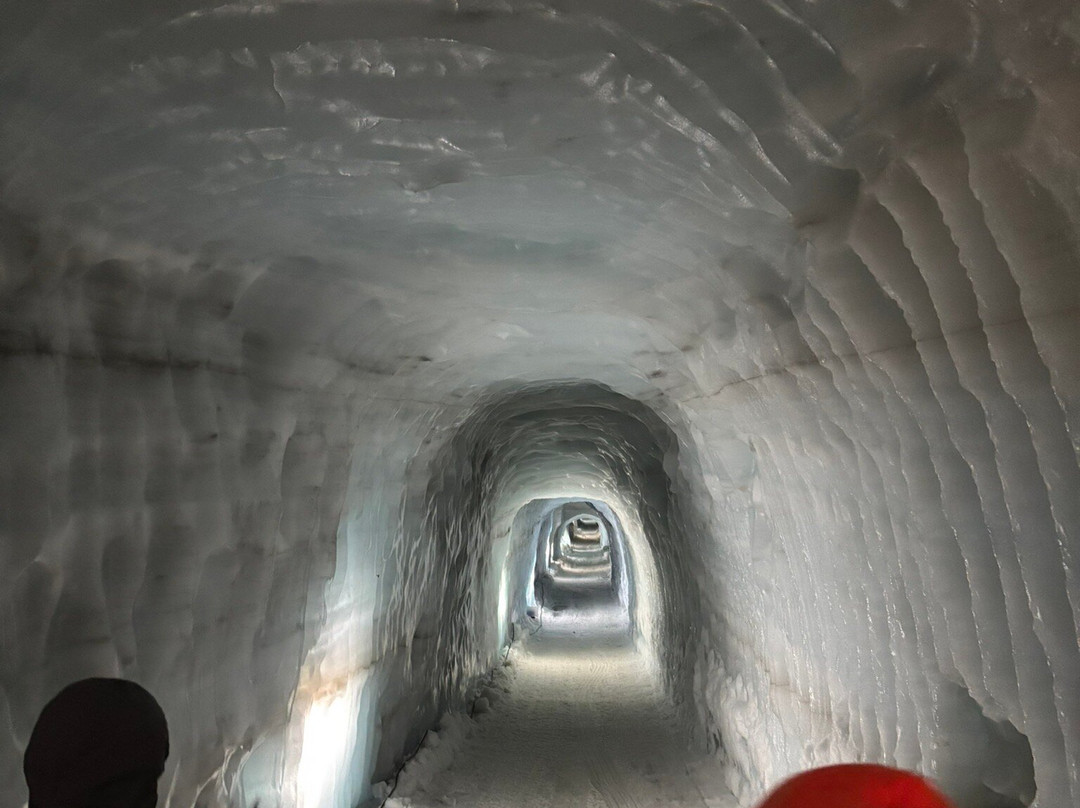 走入冰川之旅-雷克雅未克必去景点