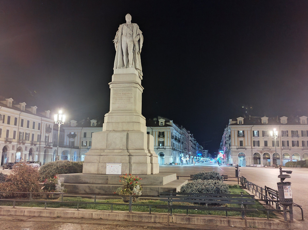 Piazza Galimberti-库内奥必去景点