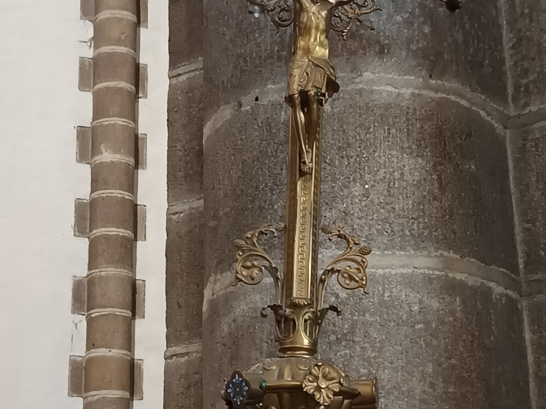 Abbaye Sainte-Croix-朗布依埃必去景点