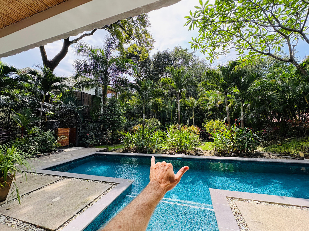 Ten Toes Surf - Surf Coaching and Lessons-Playa Guiones必去景点