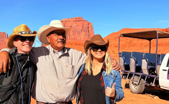 Monument Valley Tribal Tours-纪念碑公园必去景点