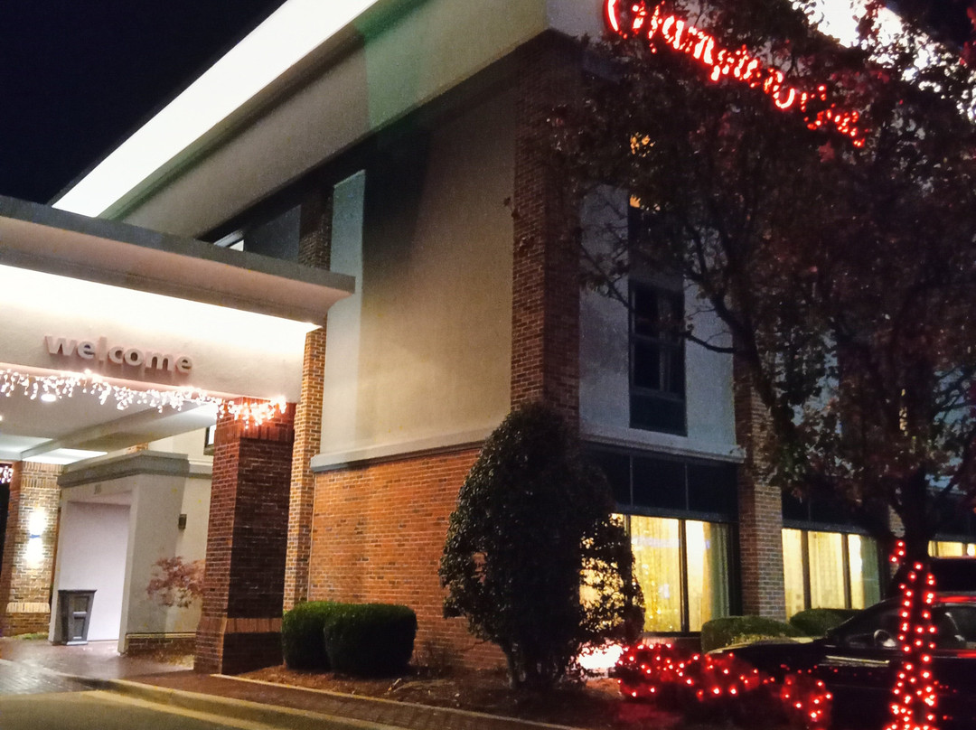 贾斯珀希尔顿恒庭酒店主图