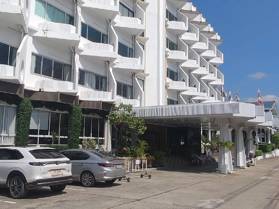 莱尼米塔酒店主图