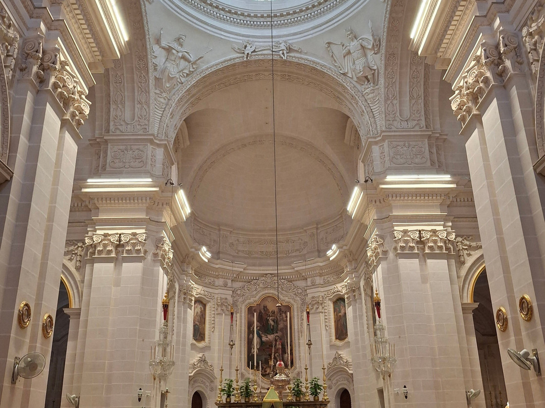 马里哈教区教堂-梅雷赫必去景点