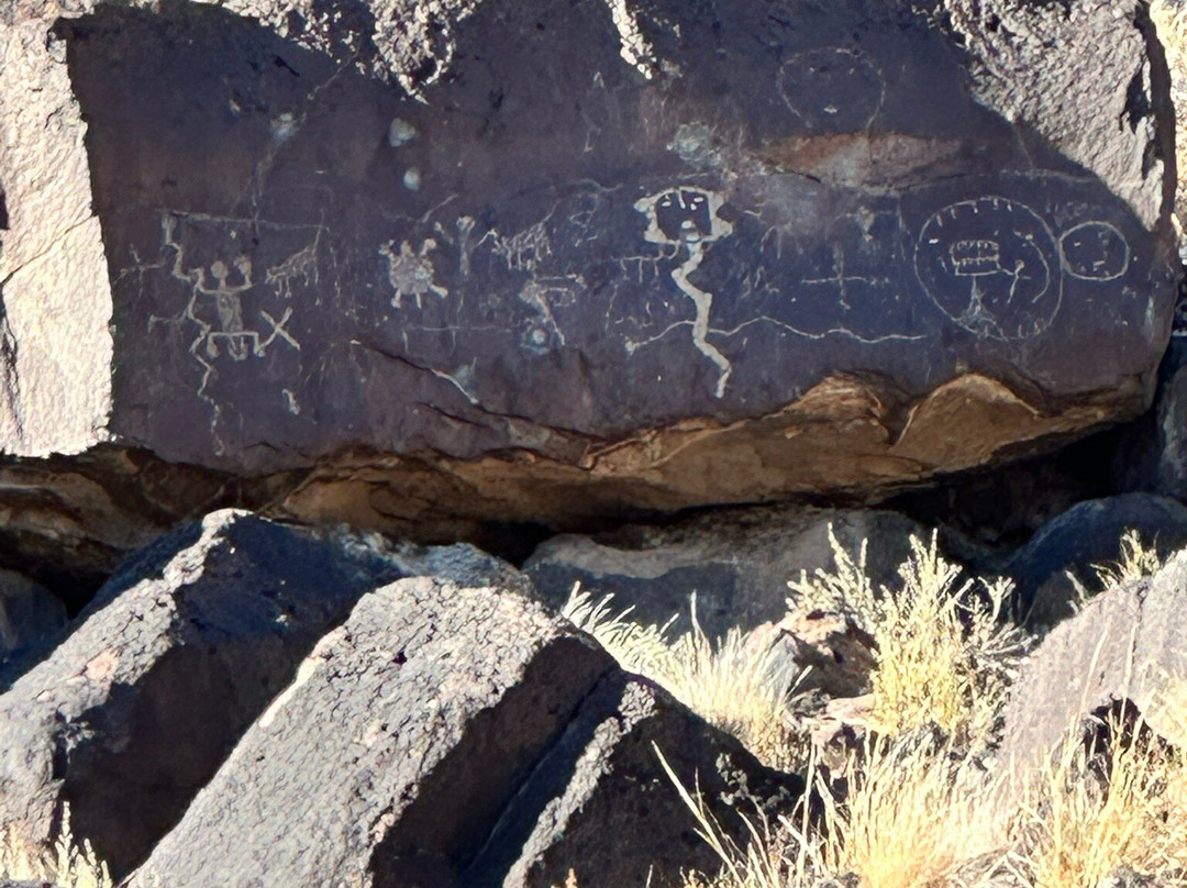 Petroglyph National Monument-阿尔伯克基必去景点