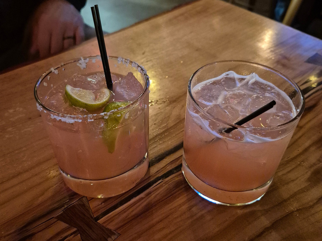 The Fredonia Hotel and Convention Center主图