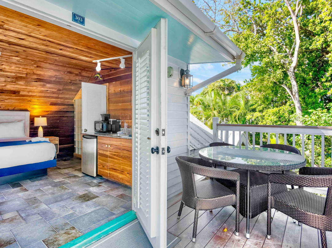 伊甸园酒店主图