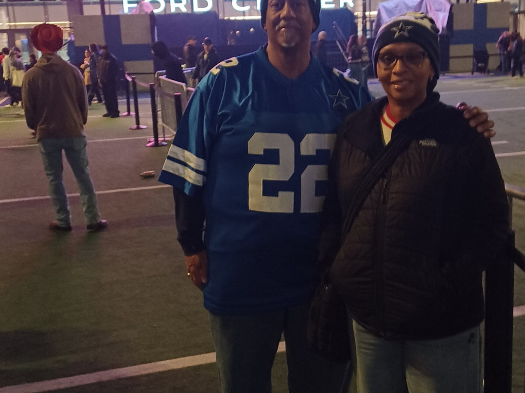 La Quinta Inn & Suites By Wyndham Arlington North 6 Flags Dr主图