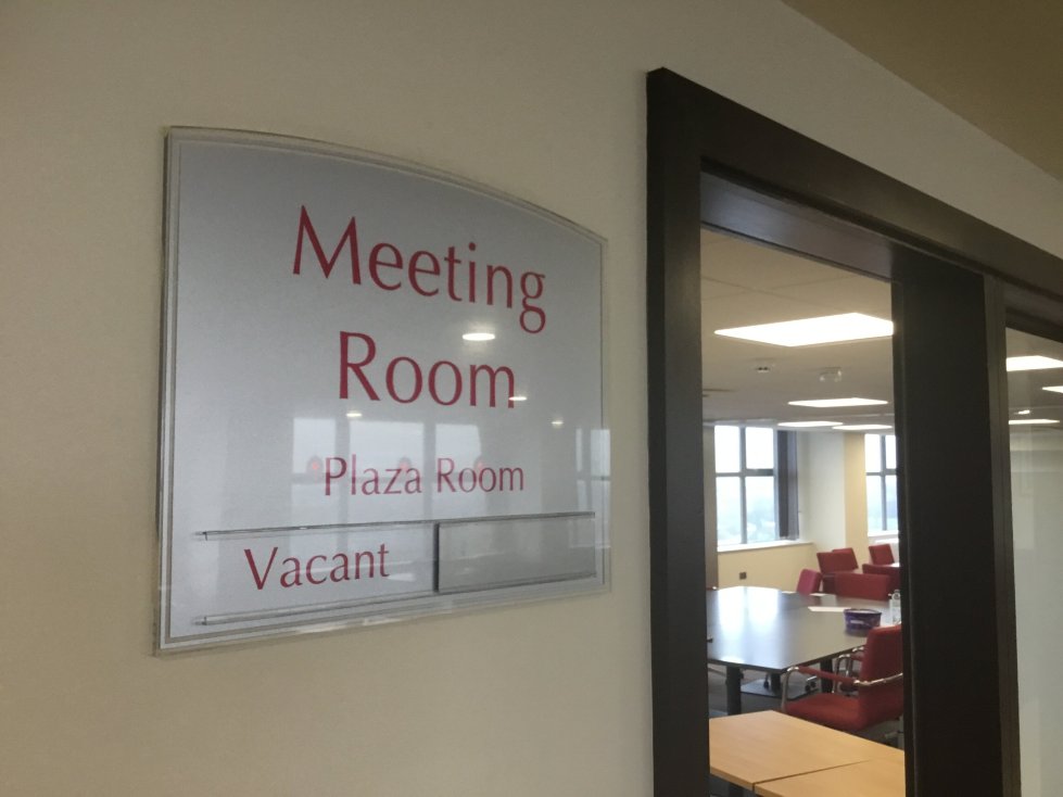 Ramada East Kilbride-客卧