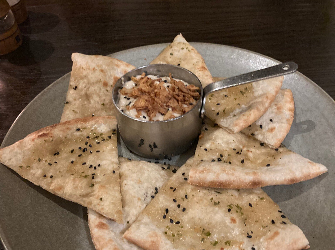 The Royal Hotel主图