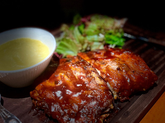 The Flames Restaurant And Sports Bar