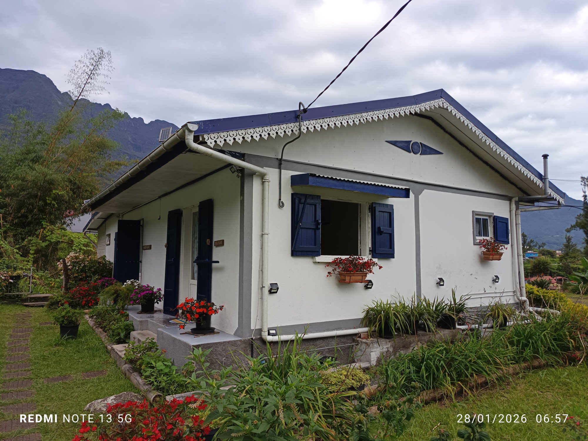 P'ti Blanc des O-官方