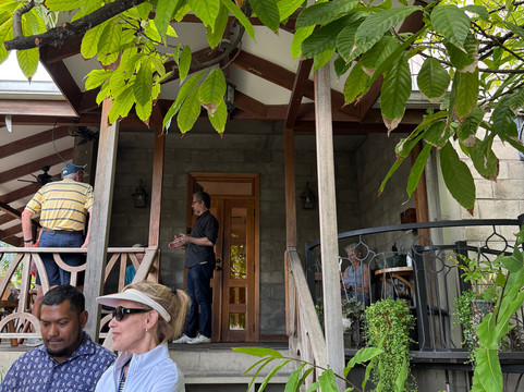 Nick Taxi Servicestt-西班牙港必去景点