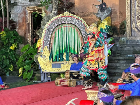 Dance Performance At Ubud Palace-乌布必去景点