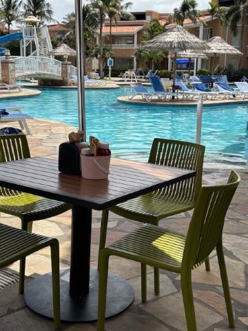 迪维镇高尔夫海滩度假村-泳池