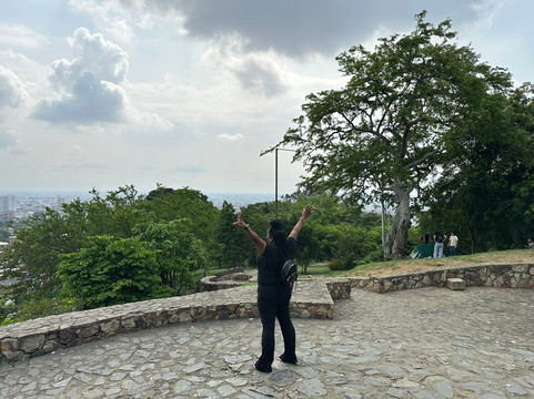 Iglesia de San Antonio-卡利必去景点