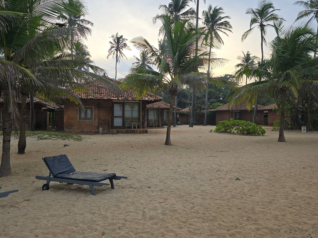 隆威利度假村酒店主图