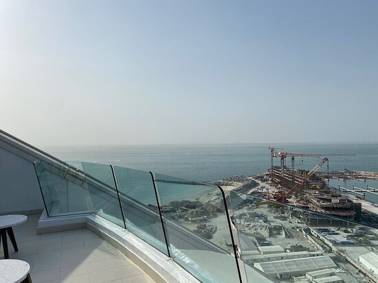 迪拜卓美亚海滩酒店主图