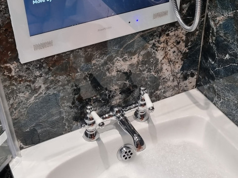 雷索鲁森酒店主图