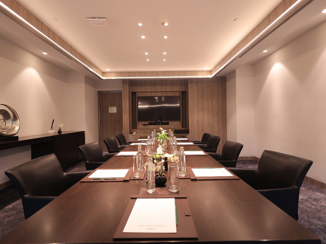 古尔冈90区假日酒店主图