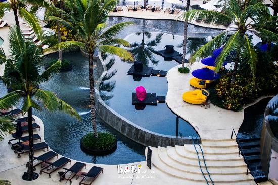 巴厘岛塞米亚克 W 酒店主图