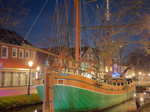 Friederike von Papenburg-Papenburg必去景点