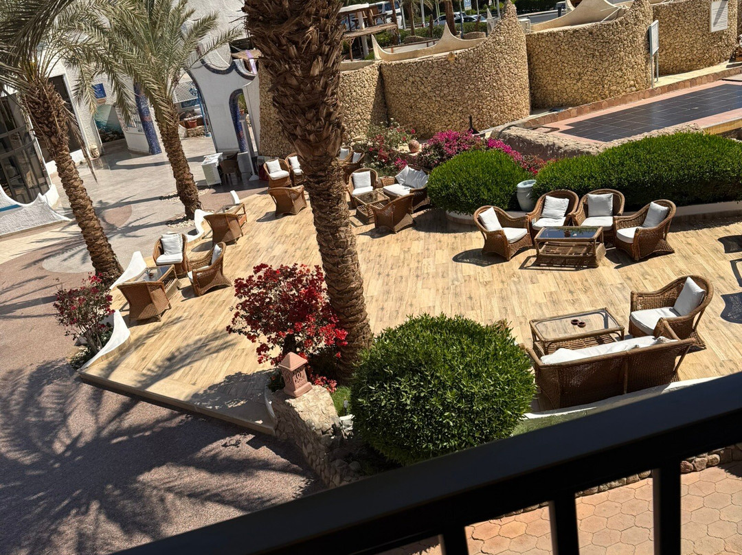 绿松石海滩酒店主图