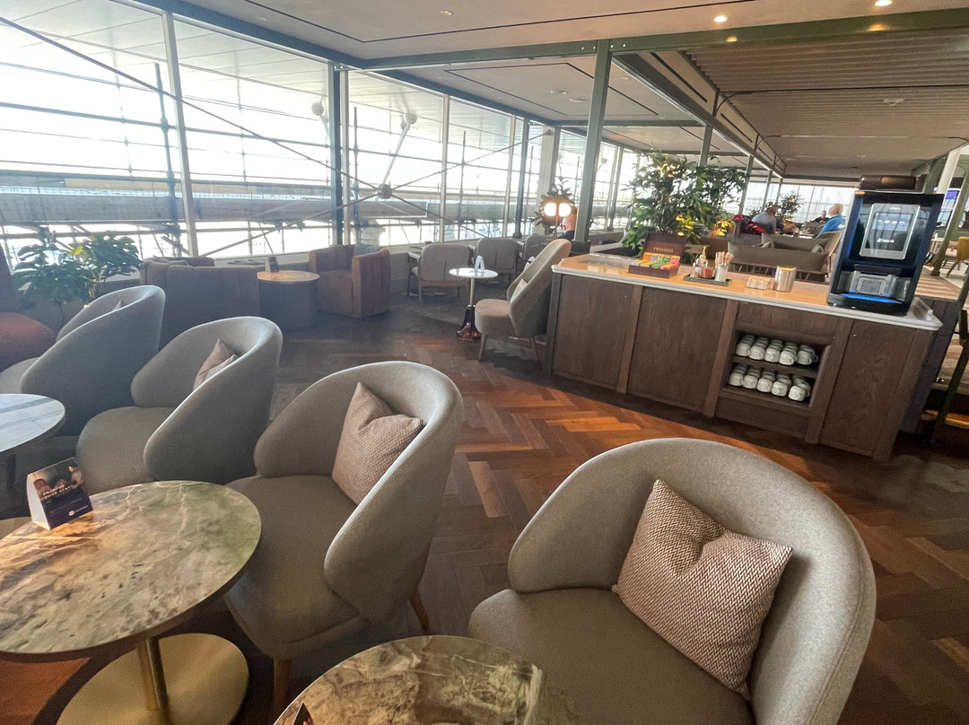 No1 Lounge at Jersey Airport-泽西岛必去景点