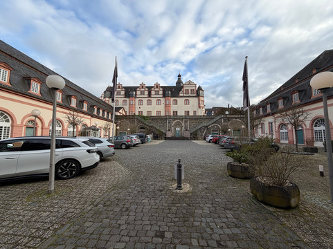 威尔堡施罗斯酒店主图