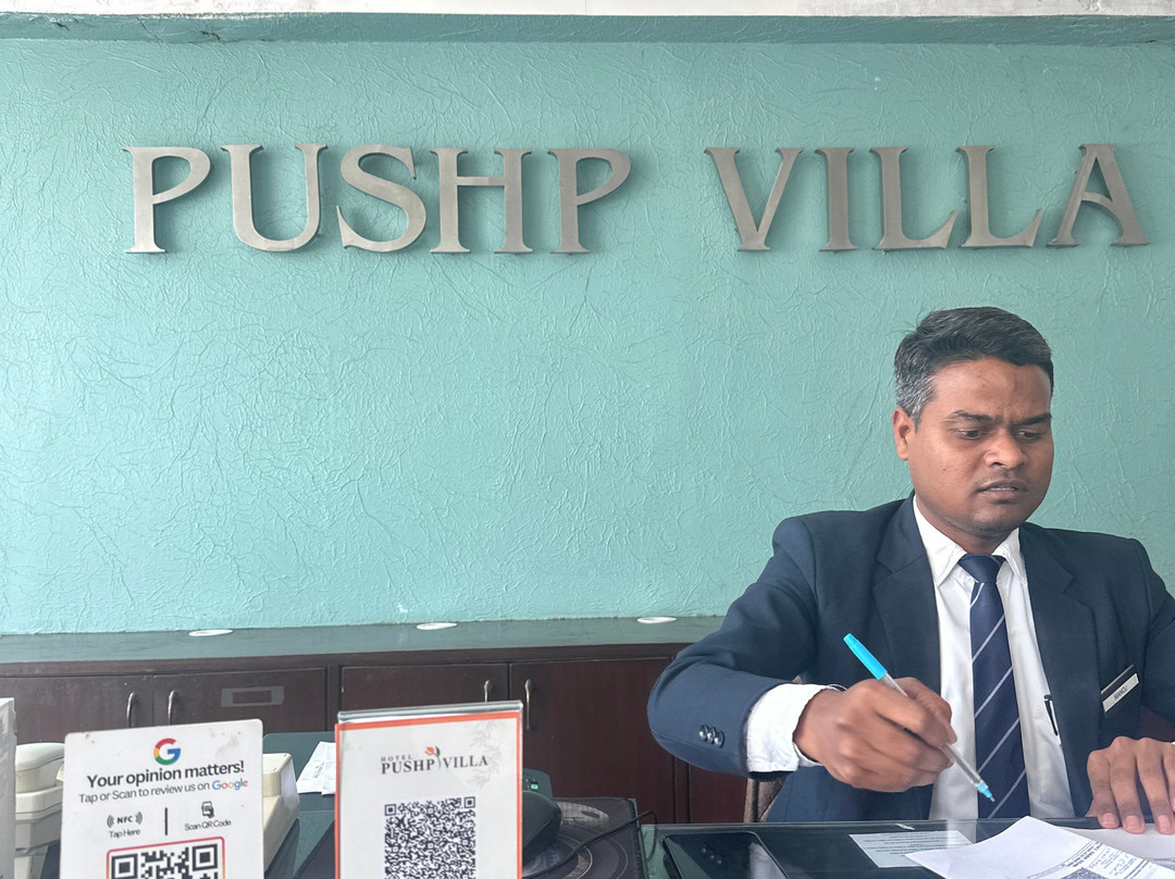 布什帕别墅酒店主图