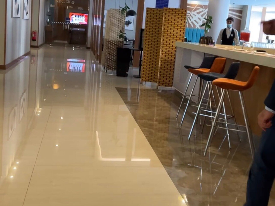 延布诺富特酒店主图