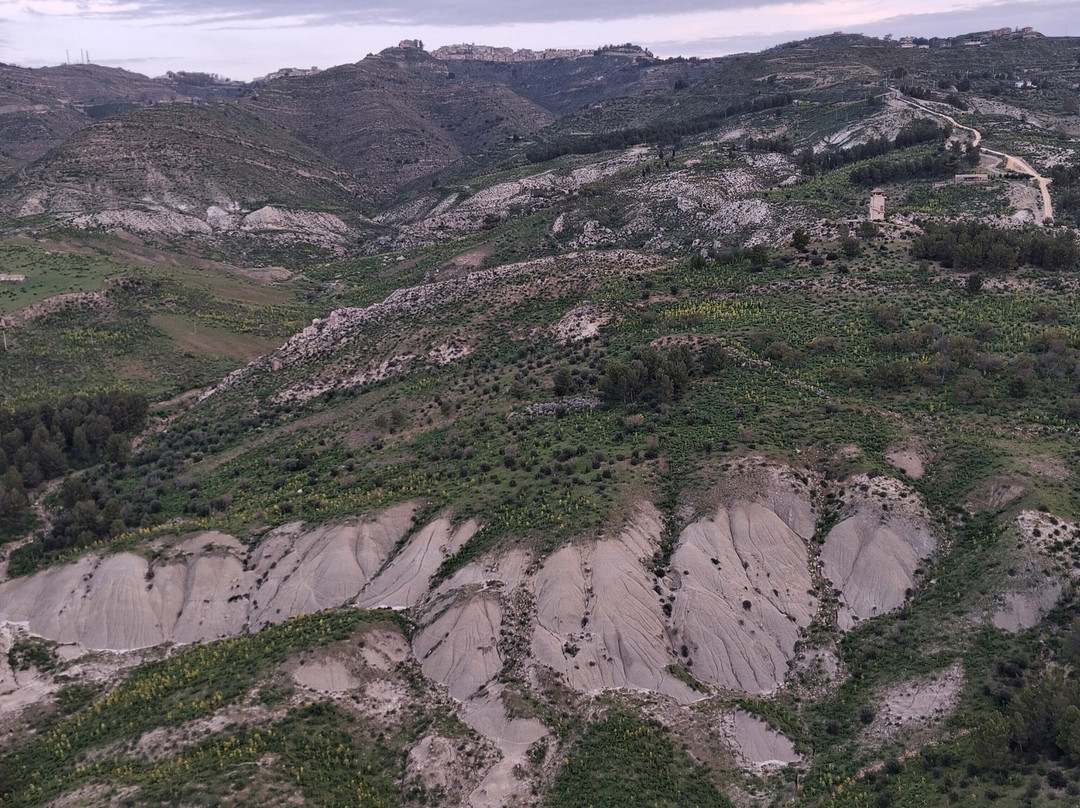 Volare sull'Arte Sicily-Centuripe必去景点