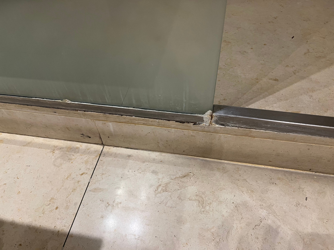 罗玛诺豪斯酒店主图
