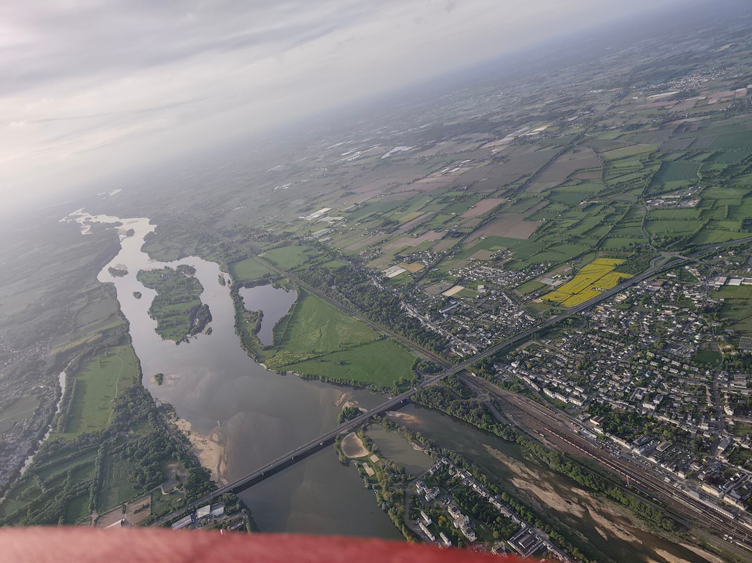 Art Montgolfieres-Saint-Georges-sur-Cher必去景点