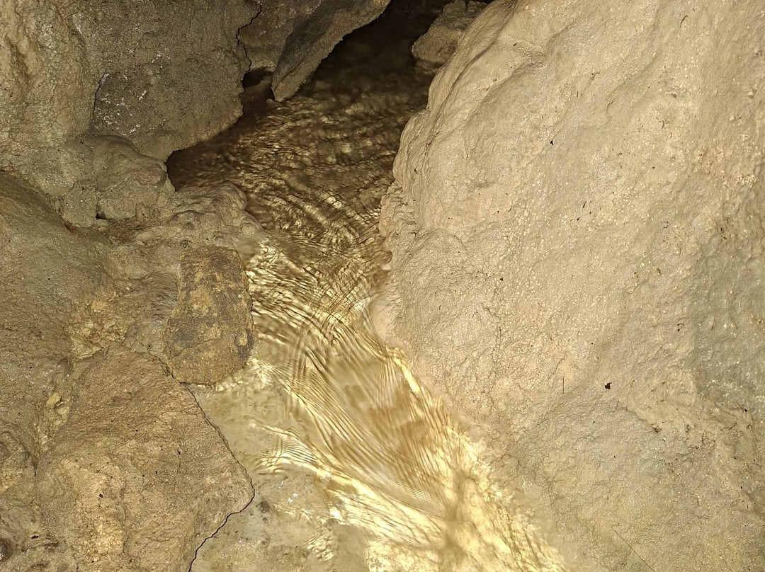 Grotte di Rescia-Claino con Osteno必去景点