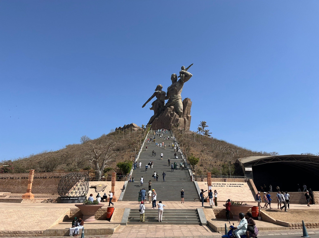 Le Monument de la Renaissance Africaine-达喀尔必去景点