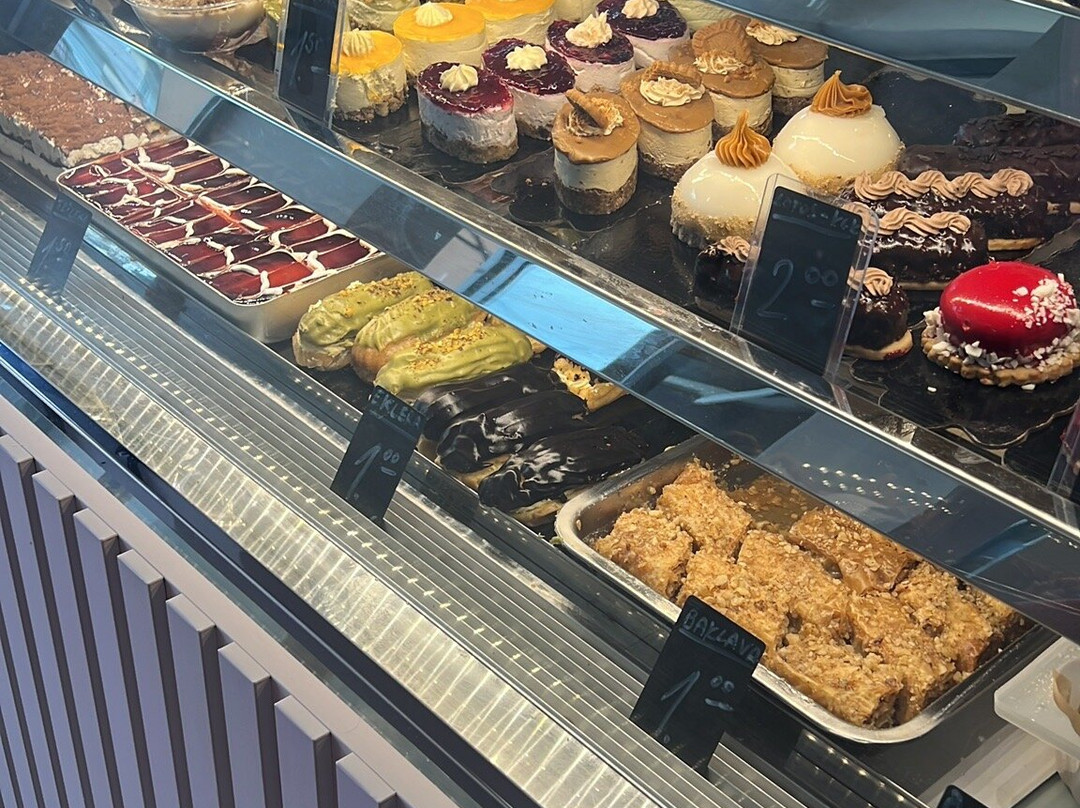 Nesa Sweets And Coffee