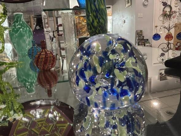 Inspired Fire Glass Studio & Art Gallery-拉斐特必去景点