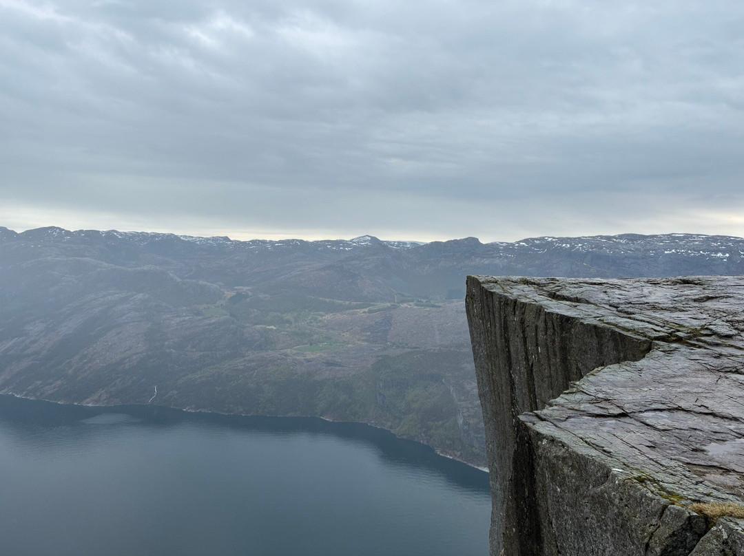 Preikestolen-福桑市必去景点