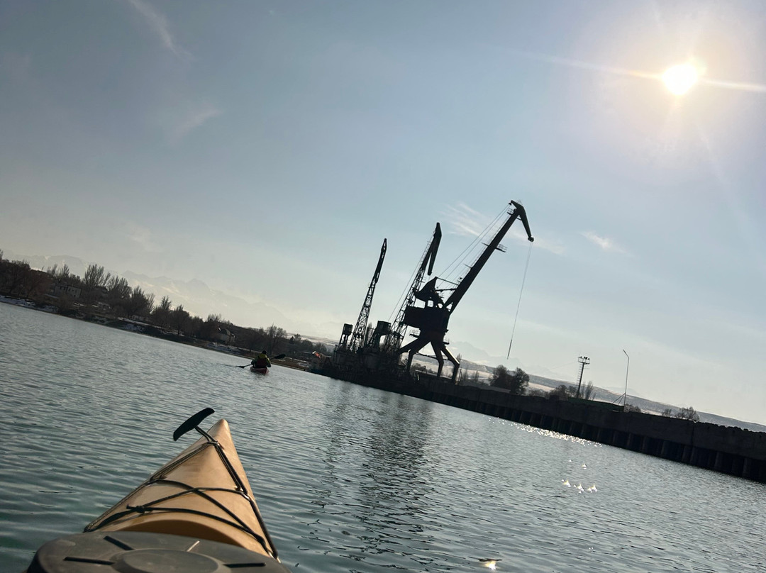 Issyk-Kul Kayaking-Karakol必去景点