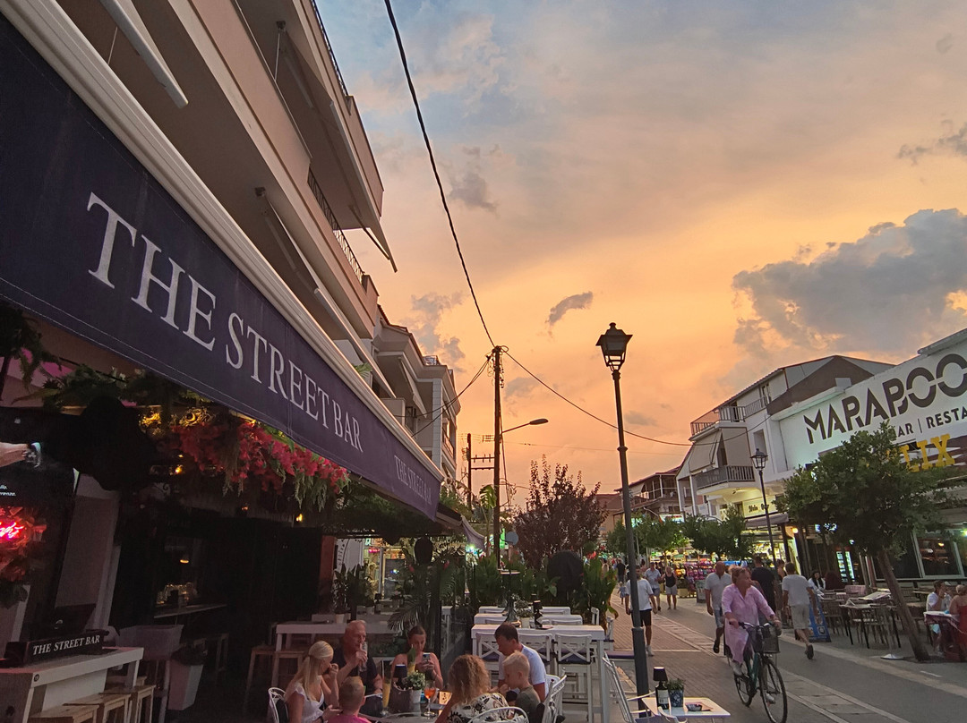 The Street Bar-Nidri必去景点